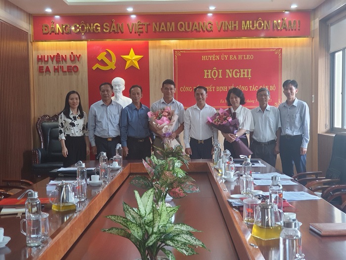 Hội nghị Công bố các Quyết định về công tác cán bộ